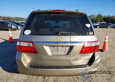 2005 Honda Odyssey Touring z USA, uszkodzony, nr VIN 5FNRL38865B067866